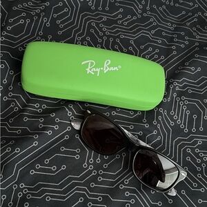 Ray-Ban Sunglasses for kids